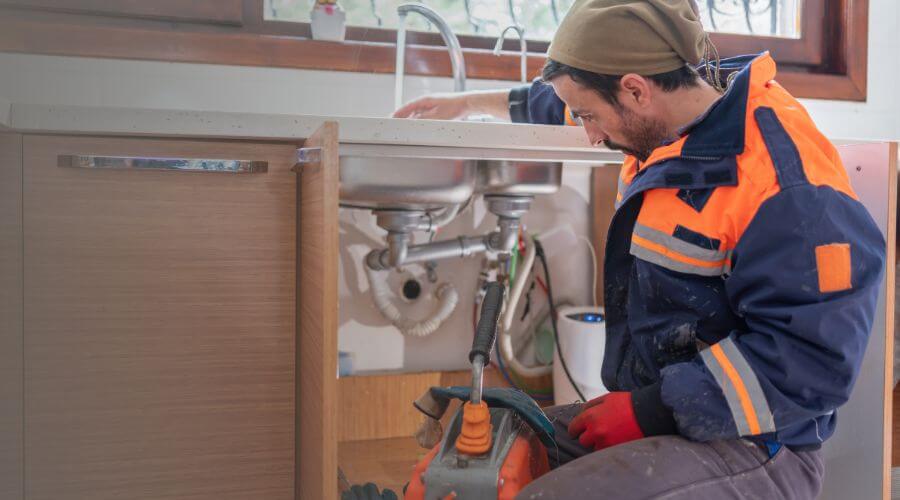 Professional bathroom faucet installation services in Calhoun, IL